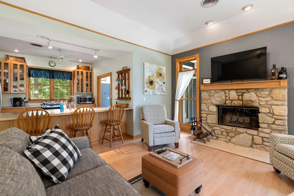 10406 N Orchard St, Ephraim, Wisconsin 54211, 3 Bedrooms Bedrooms, ,2 BathroomsBathrooms,Inland-Residential,For Sale,N Orchard Rd,144535