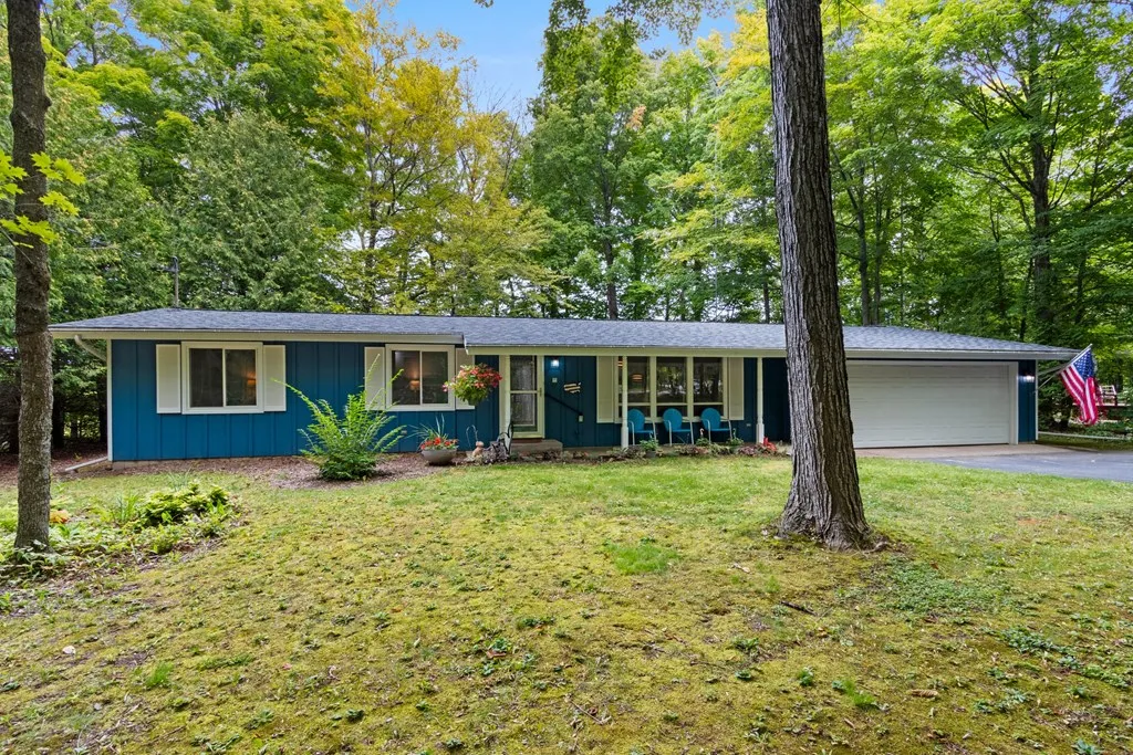 5064 Alpen Ln, Egg Harbor Wi 54209, 3 Bedrooms Bedrooms, ,2 BathroomsBathrooms,Inland-Residential,For Sale,Alpen Ln,143088
