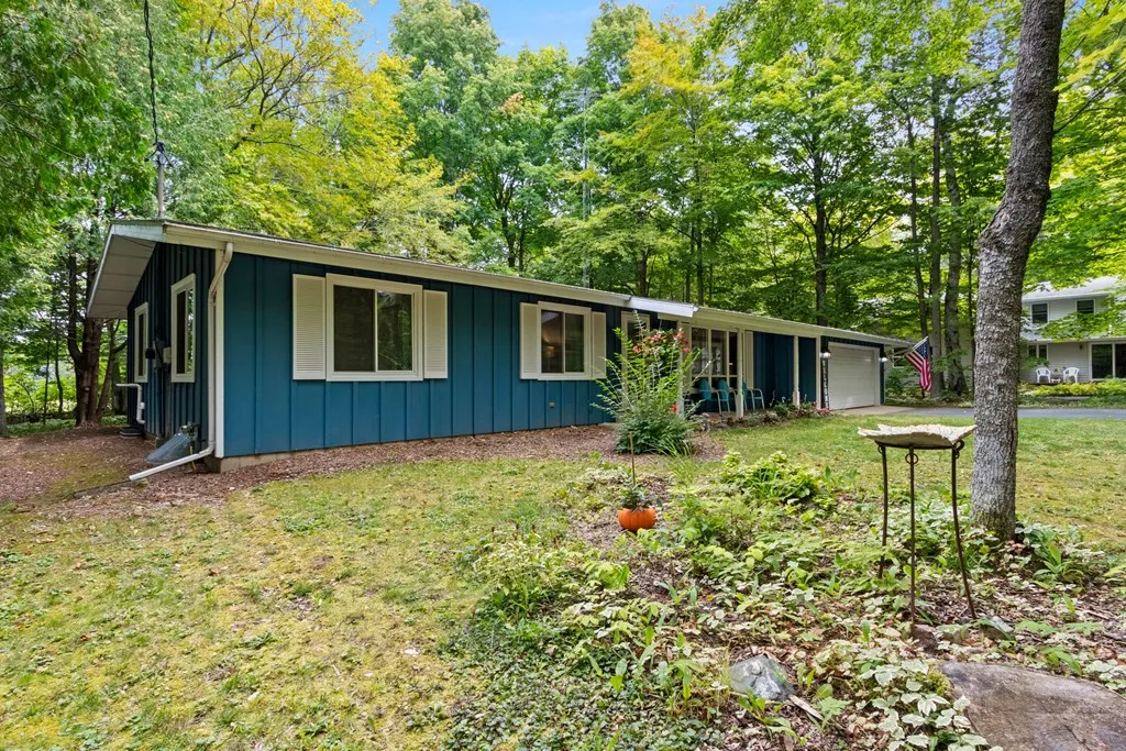 5064 Alpen Ln, Egg Harbor Wi 54209, 3 Bedrooms Bedrooms, ,2 BathroomsBathrooms,Inland-Residential,For Sale,Alpen Ln,143088
