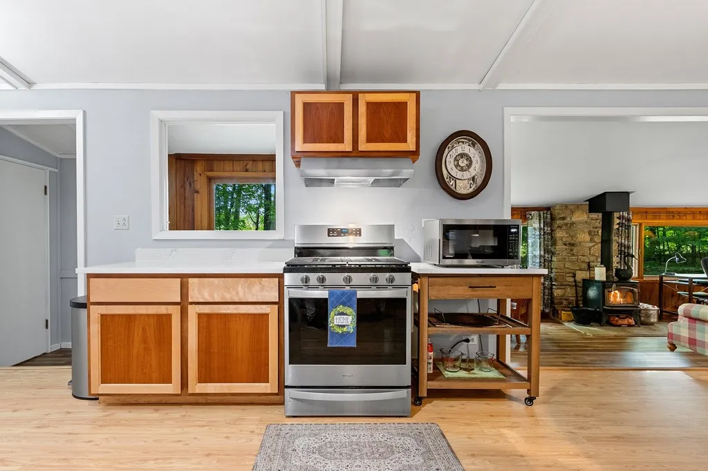 5064 Alpen Ln, Egg Harbor Wi 54209, 3 Bedrooms Bedrooms, ,2 BathroomsBathrooms,Inland-Residential,For Sale,Alpen Ln,143088