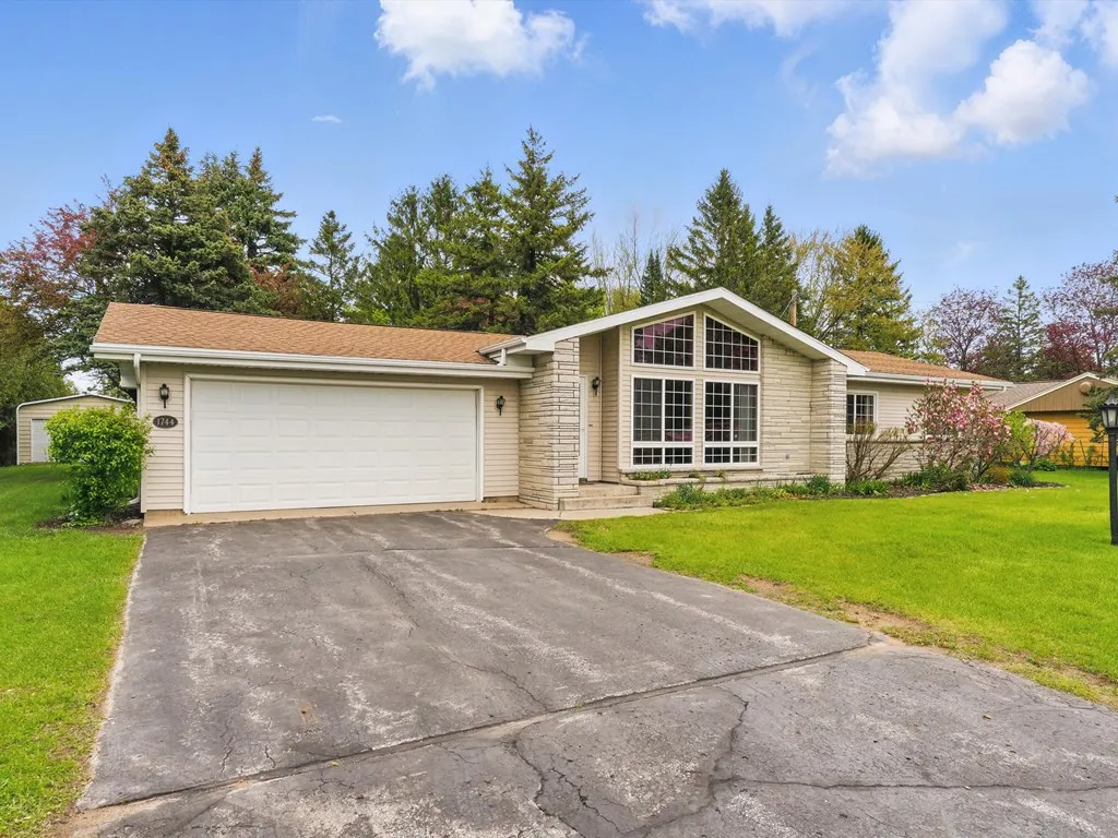 1744 Utah St, Sturgeon Bay, Wisconsin 54235, 3 Bedrooms Bedrooms, ,2 BathroomsBathrooms,Inland-Residential,For Sale,Utah St,143981