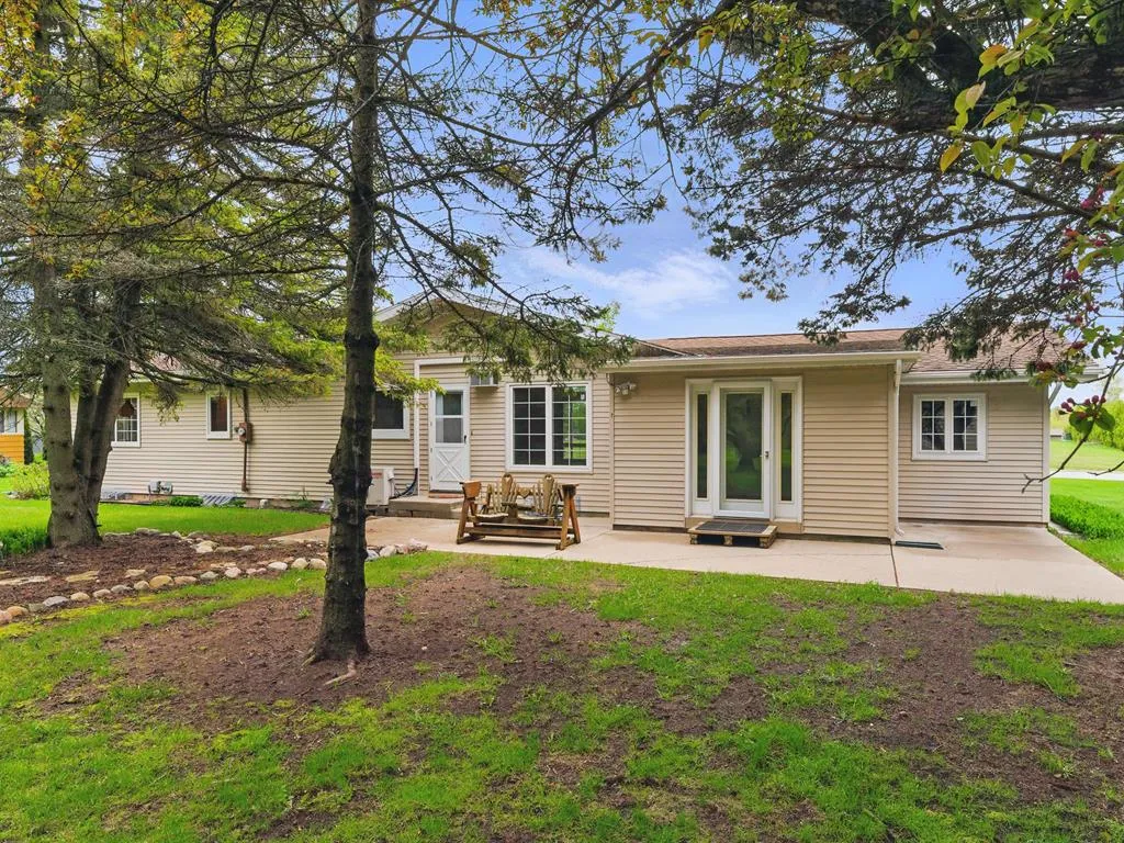 1744 Utah St, Sturgeon Bay, Wisconsin 54235, 3 Bedrooms Bedrooms, ,2 BathroomsBathrooms,Inland-Residential,For Sale,Utah St,143981