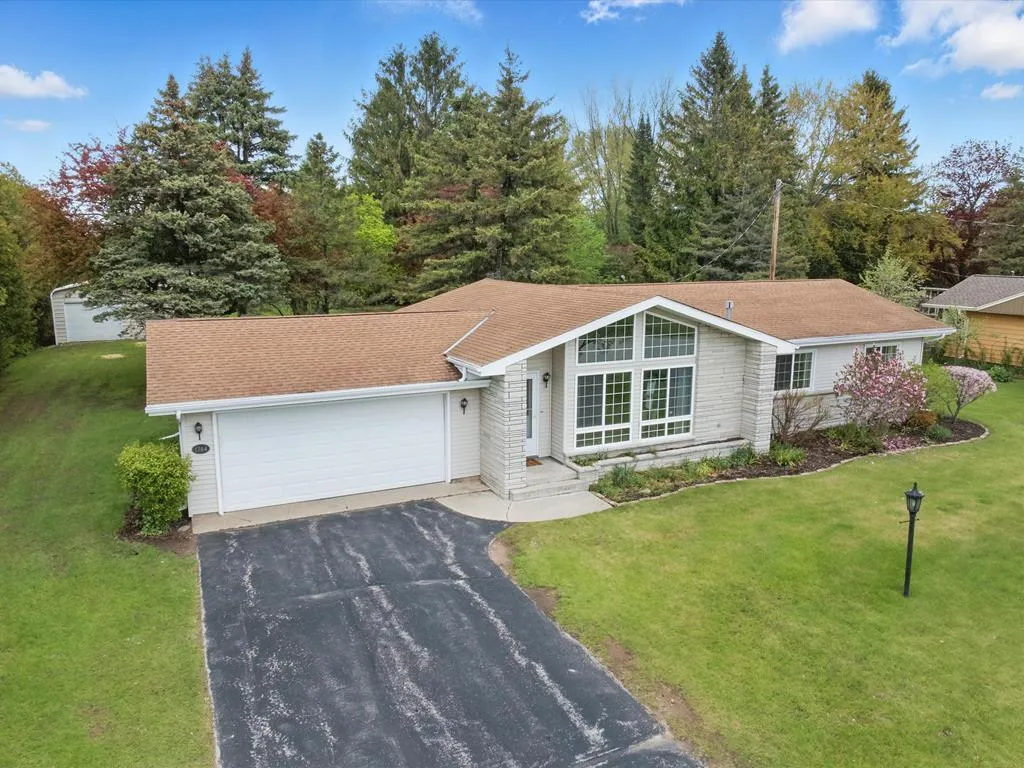 1744 Utah St, Sturgeon Bay, Wisconsin 54235, 3 Bedrooms Bedrooms, ,2 BathroomsBathrooms,Inland-Residential,For Sale,Utah St,143981
