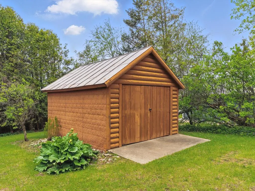 1744 Utah St, Sturgeon Bay, Wisconsin 54235, 3 Bedrooms Bedrooms, ,2 BathroomsBathrooms,Inland-Residential,For Sale,Utah St,143981