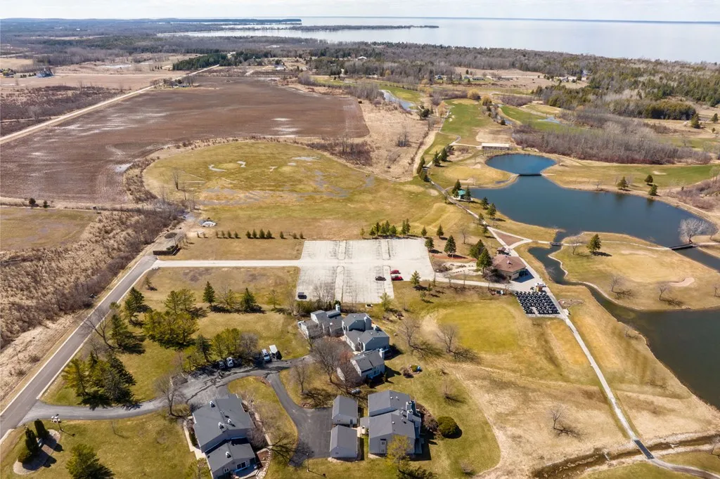 4064 Golf Valley Dr, Sturgeon Bay Wi 54235, 2 Bedrooms Bedrooms, ,1 BathroomBathrooms,Condominium,For Sale,Golf Valley Dr,141530