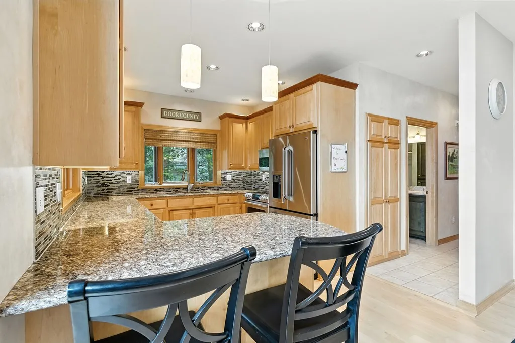 7519 Mariner Rd, Egg Harbor, Wisconsin 54209, 5 Bedrooms Bedrooms, ,4 BathroomsBathrooms,Waterfront-Residential,For Sale,Mariner Rd,144427
