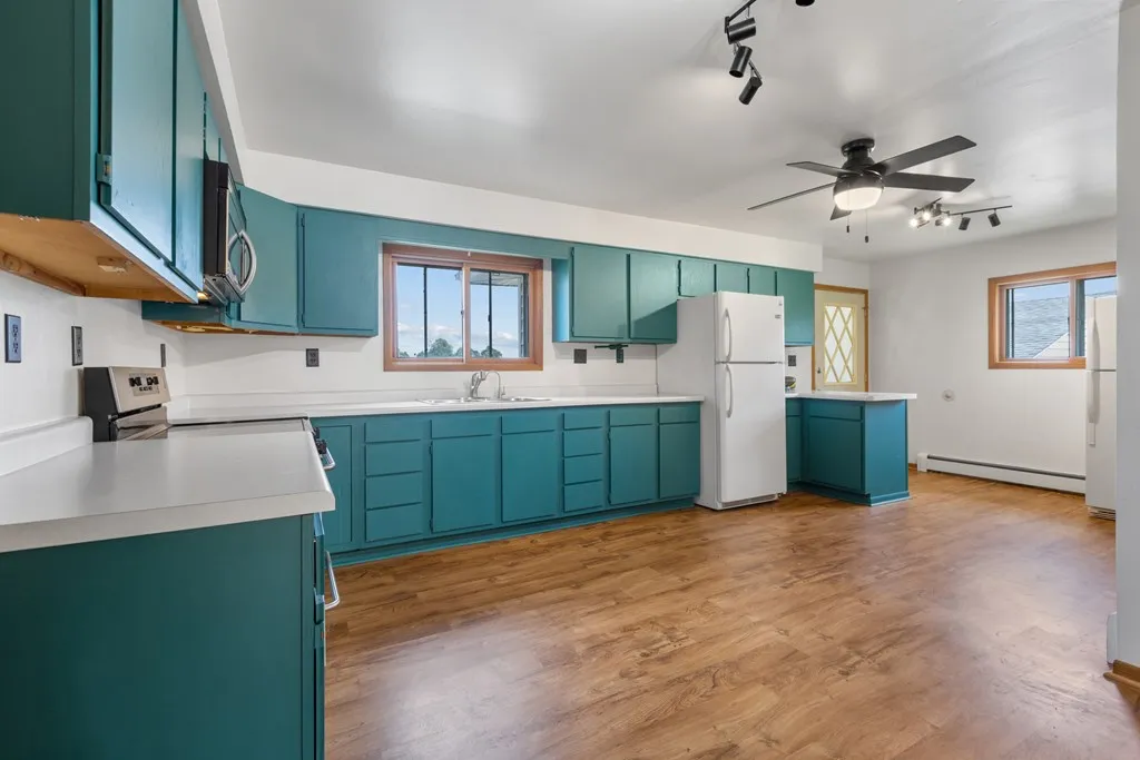 4764 Hwy 42, Sturgeon Bay, Wisconsin 54235, 6 Bedrooms Bedrooms, ,2 BathroomsBathrooms,Inland-Residential,For Sale,Hwy 42,144332