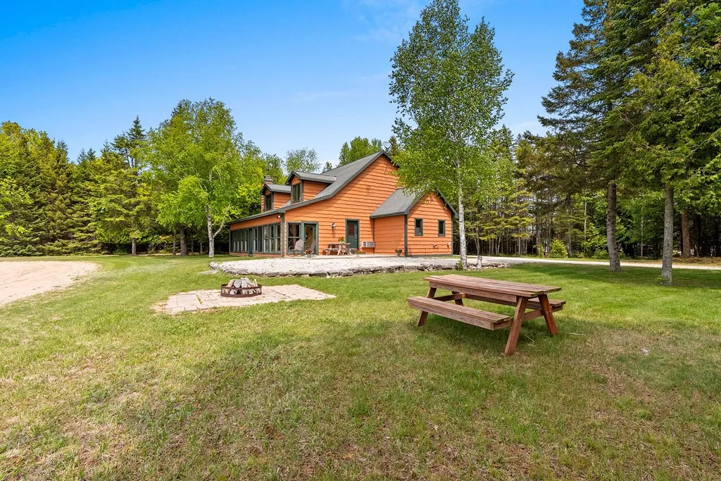 4721 Lake Of The Woods Rd, Sturgeon Bay, Wisconsin 54235, 2 Bedrooms Bedrooms, ,2 BathroomsBathrooms,Waterfront-Residential,For Sale,Lake of The Woods Rd,144113