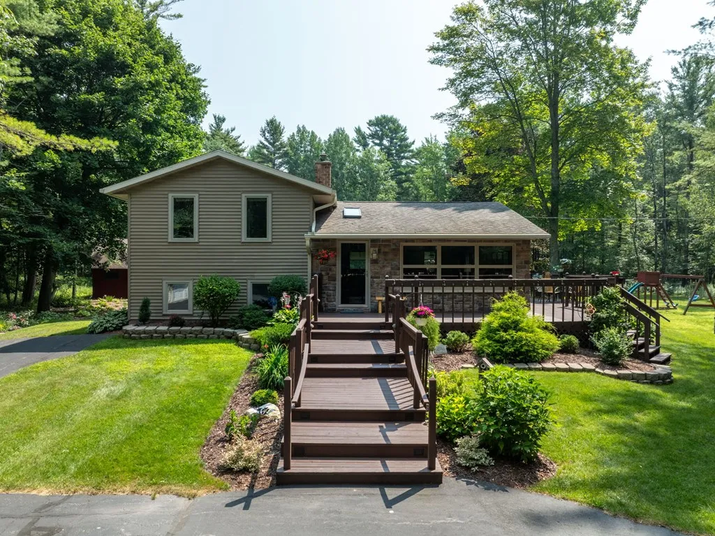 5306 Reynolds Rd, Sturgeon Bay, Wisconsin 54235, 3 Bedrooms Bedrooms, ,2 BathroomsBathrooms,Inland-Residential,For Sale,Reynolds Rd,144435