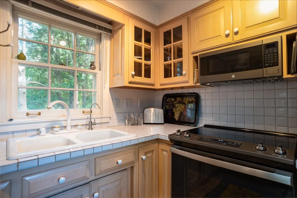 3065 Anderson Ln, Ephraim, Wisconsin 54211, 4 Bedrooms Bedrooms, ,3 BathroomsBathrooms,Inland-Residential,For Sale,Anderson Ln,144407