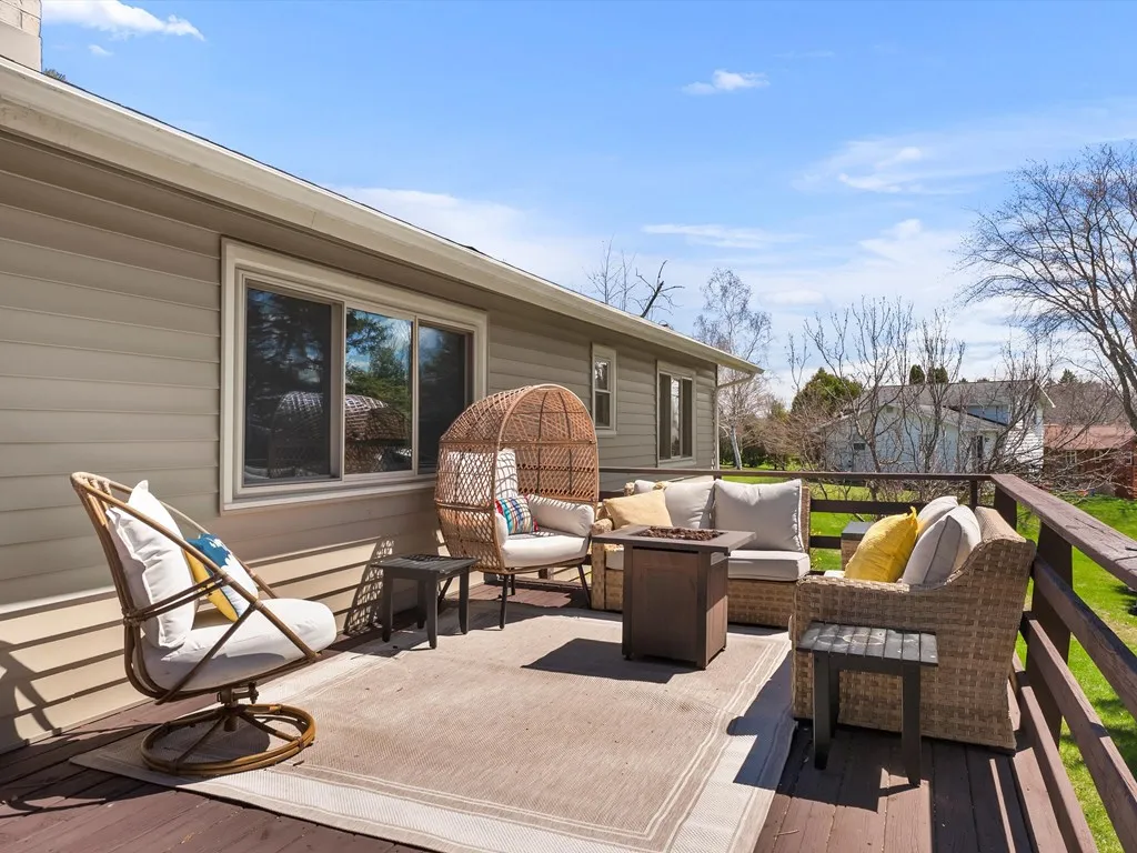 241 N 17th Dr, Sturgeon Bay Wi 54235, 3 Bedrooms Bedrooms, ,3 BathroomsBathrooms,Inland-Residential,For Sale,N 17th Dr,143874