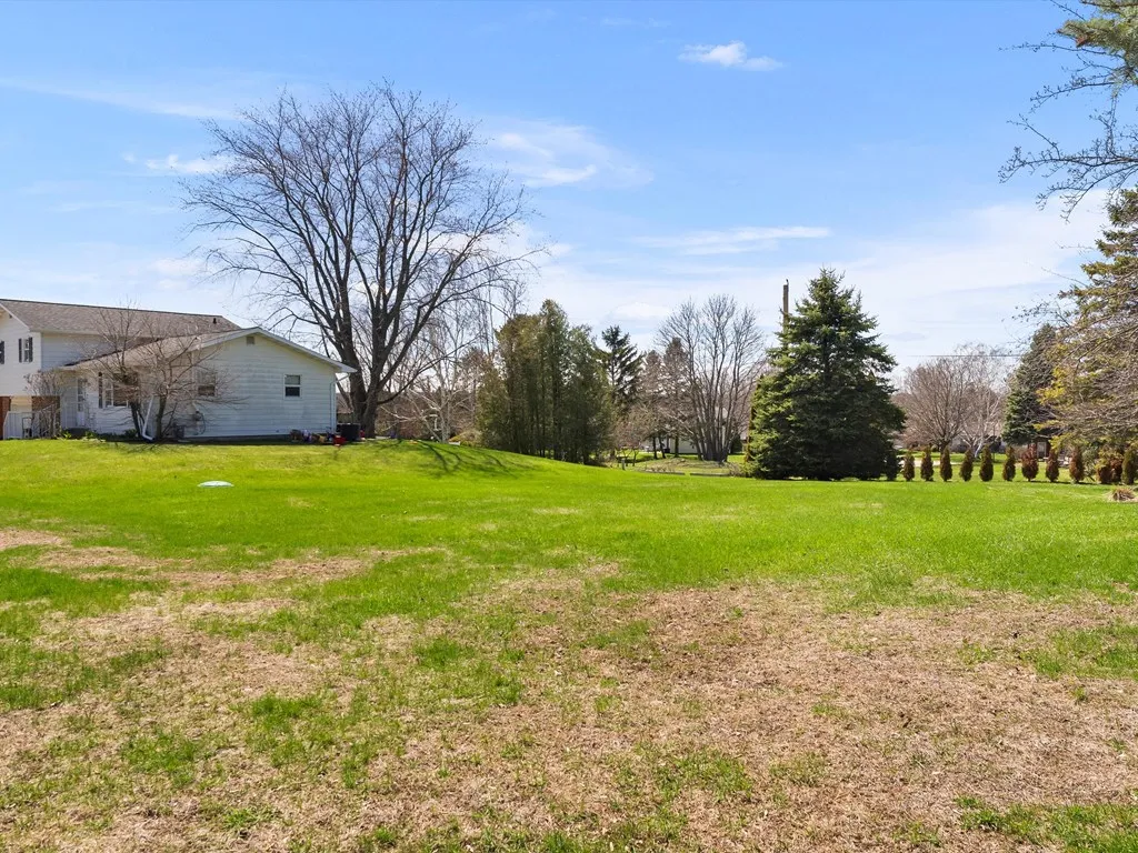 241 N 17th Dr, Sturgeon Bay Wi 54235, 3 Bedrooms Bedrooms, ,3 BathroomsBathrooms,Inland-Residential,For Sale,N 17th Dr,143874