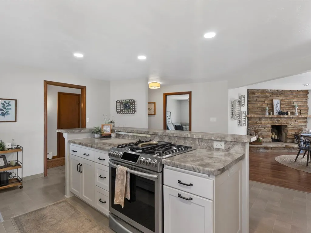 241 N 17th Dr, Sturgeon Bay Wi 54235, 3 Bedrooms Bedrooms, ,3 BathroomsBathrooms,Inland-Residential,For Sale,N 17th Dr,143874