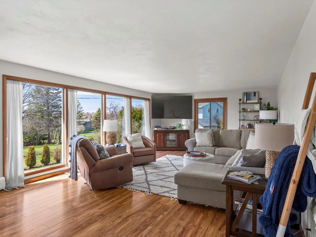 241 N 17th Dr, Sturgeon Bay Wi 54235, 3 Bedrooms Bedrooms, ,3 BathroomsBathrooms,Inland-Residential,For Sale,N 17th Dr,143874