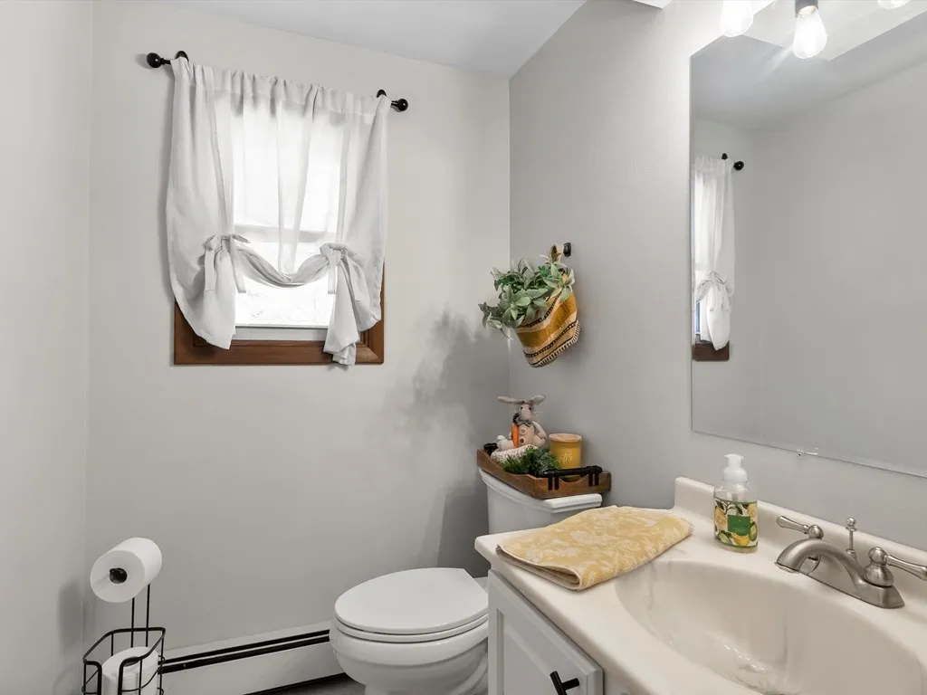 241 N 17th Dr, Sturgeon Bay Wi 54235, 3 Bedrooms Bedrooms, ,3 BathroomsBathrooms,Inland-Residential,For Sale,N 17th Dr,143874