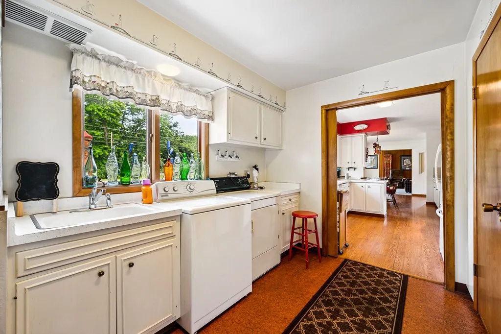 1205 N 3rd Ave, Sturgeon Bay, Wisconsin 54235, 2 Bedrooms Bedrooms, ,2 BathroomsBathrooms,Inland-Residential,For Sale,N 3rd Ave,144207