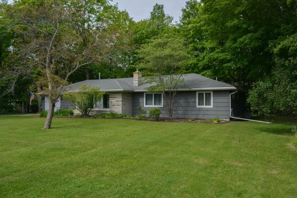 10625 Meadow Ln, Sister Bay Wi 54234, 4 Bedrooms Bedrooms, ,2 BathroomsBathrooms,Inland-Residential,For Sale,Meadow Ln,143163