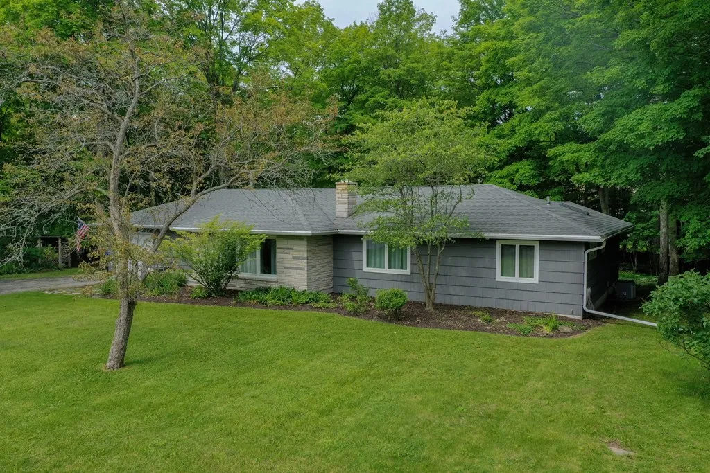 10625 Meadow Ln, Sister Bay Wi 54234, 4 Bedrooms Bedrooms, ,2 BathroomsBathrooms,Inland-Residential,For Sale,Meadow Ln,143163