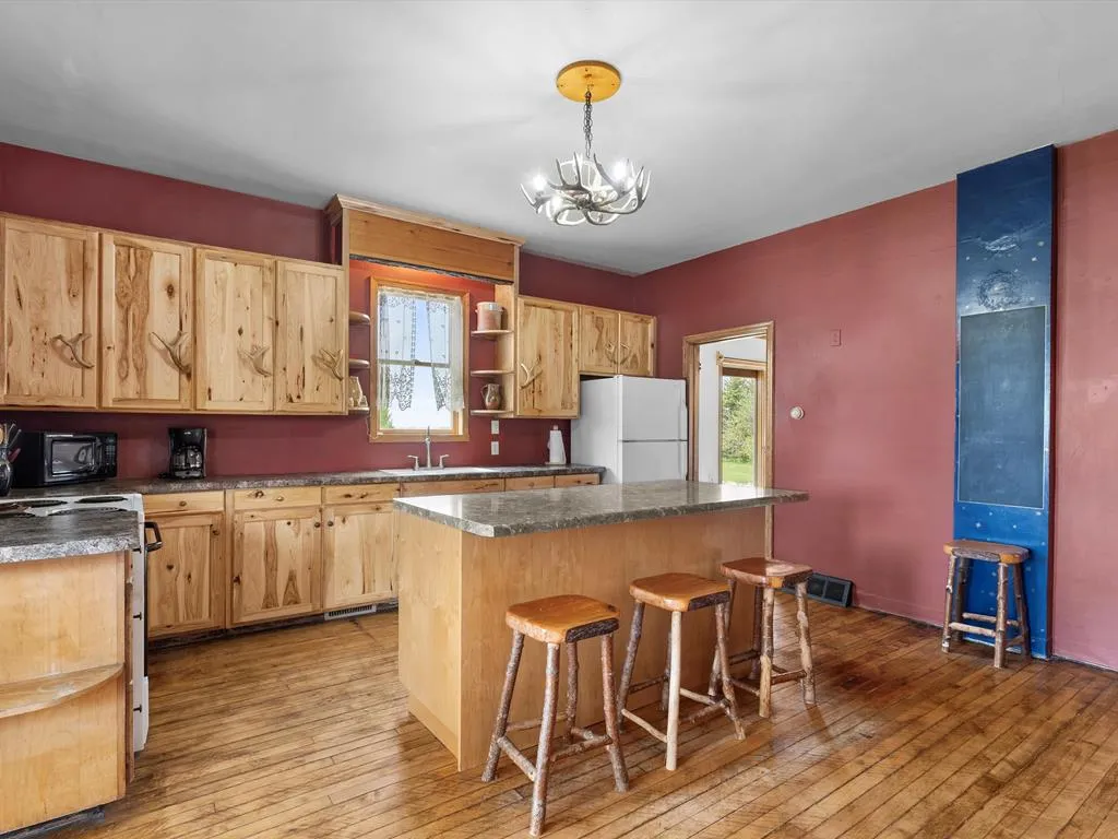 9916 County Rd X, Casco, Wisconsin 54204, 3 Bedrooms Bedrooms, ,1 BathroomBathrooms,Inland-Residential,For Sale,County Rd X,143942