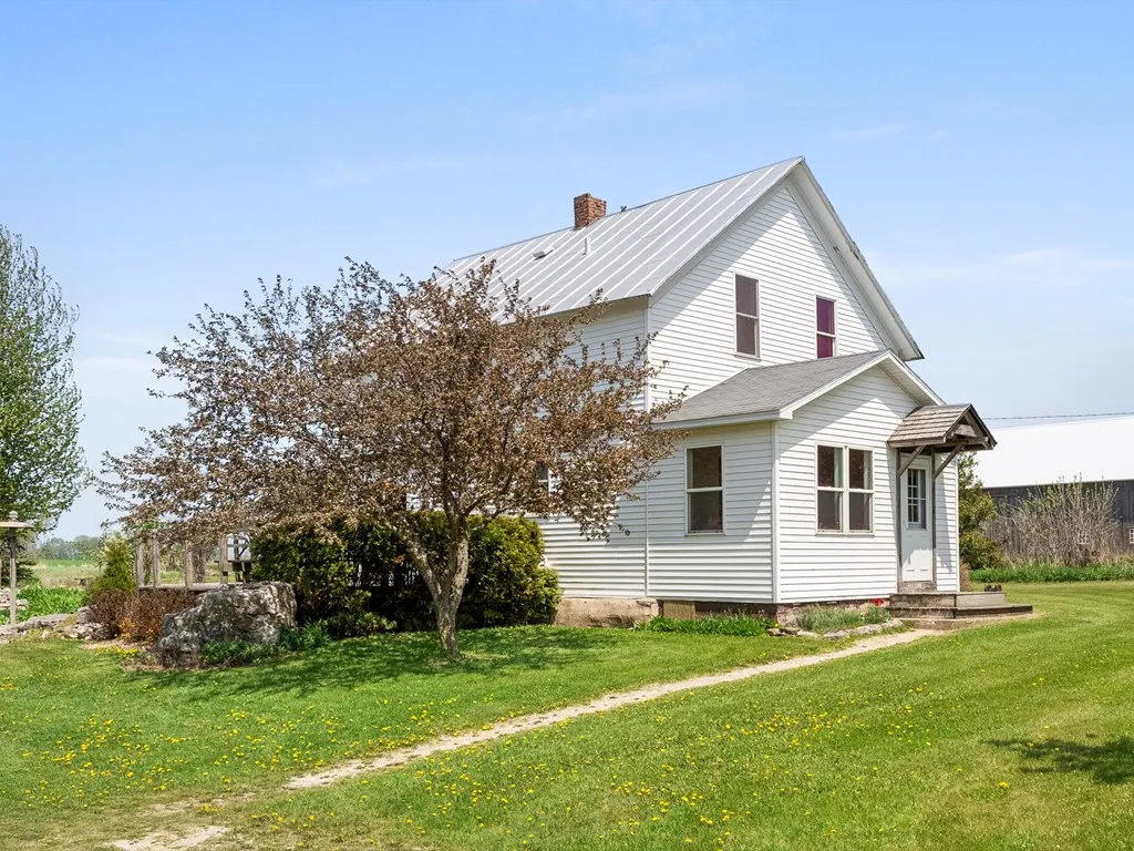 9916 County Rd X, Casco, Wisconsin 54204, 3 Bedrooms Bedrooms, ,1 BathroomBathrooms,Inland-Residential,For Sale,County Rd X,143942