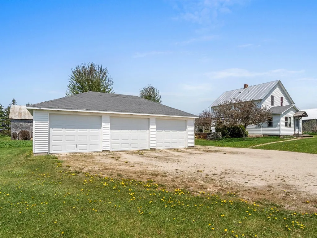 9916 County Rd X, Casco, Wisconsin 54204, 3 Bedrooms Bedrooms, ,1 BathroomBathrooms,Inland-Residential,For Sale,County Rd X,143942