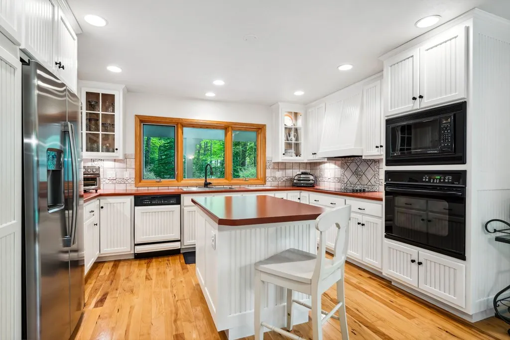 3797 Whitefish Bay Trail, Sturgeon Bay, Wisconsin 54235, 3 Bedrooms Bedrooms, ,4 BathroomsBathrooms,Inland-Residential,For Sale,Whitefish Bay Trail,144051