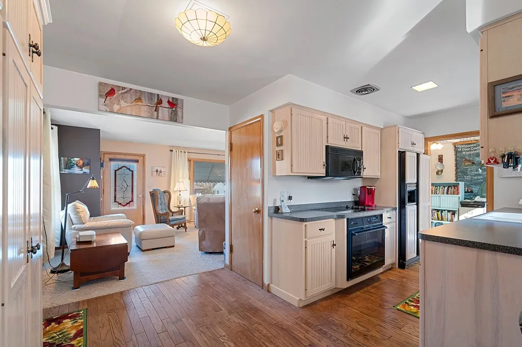 122 S Ithaca Ave, Sturgeon Bay Wi 54235, 2 Bedrooms Bedrooms, ,1 BathroomBathrooms,Inland-Residential,For Sale,S Ithaca Ave,141526