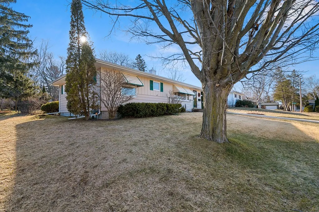 122 S Ithaca Ave, Sturgeon Bay Wi 54235, 2 Bedrooms Bedrooms, ,1 BathroomBathrooms,Inland-Residential,For Sale,S Ithaca Ave,141526