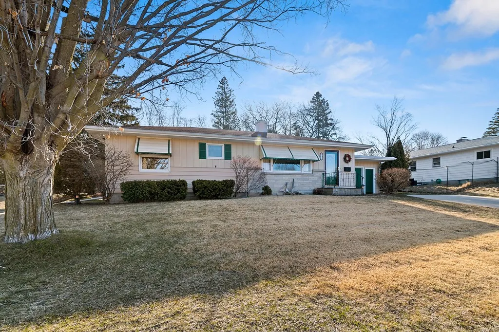 122 S Ithaca Ave, Sturgeon Bay Wi 54235, 2 Bedrooms Bedrooms, ,1 BathroomBathrooms,Inland-Residential,For Sale,S Ithaca Ave,141526