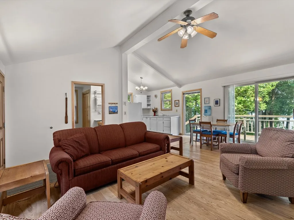 6102 Lakeshore Rd, Sturgeon Bay, Wisconsin 54235, 2 Bedrooms Bedrooms, ,1 BathroomBathrooms,Waterfront-Residential,For Sale,Lakeshore Rd,144391