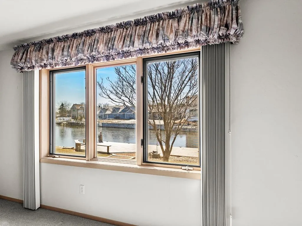 535 E Vine Ct, Sturgeon Bay, Wisconsin 54235, 3 Bedrooms Bedrooms, ,2 BathroomsBathrooms,Waterfront-Residential,For Sale,E Vine Ct,143755