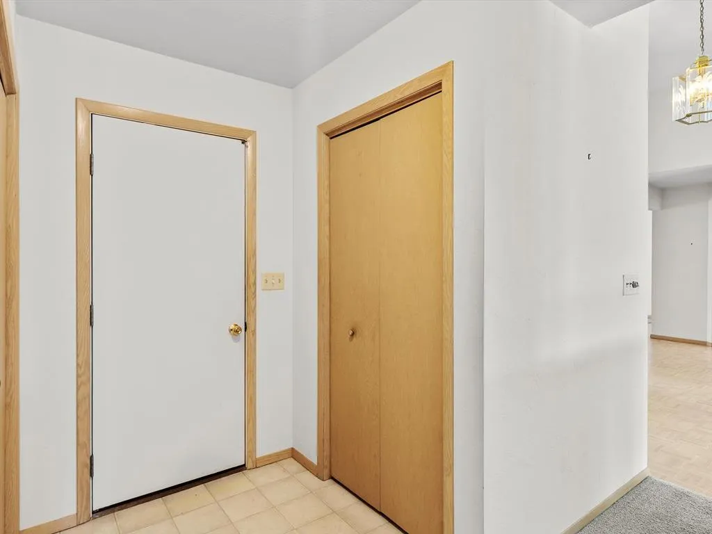 535 E Vine Ct, Sturgeon Bay, Wisconsin 54235, 3 Bedrooms Bedrooms, ,2 BathroomsBathrooms,Waterfront-Residential,For Sale,E Vine Ct,143755