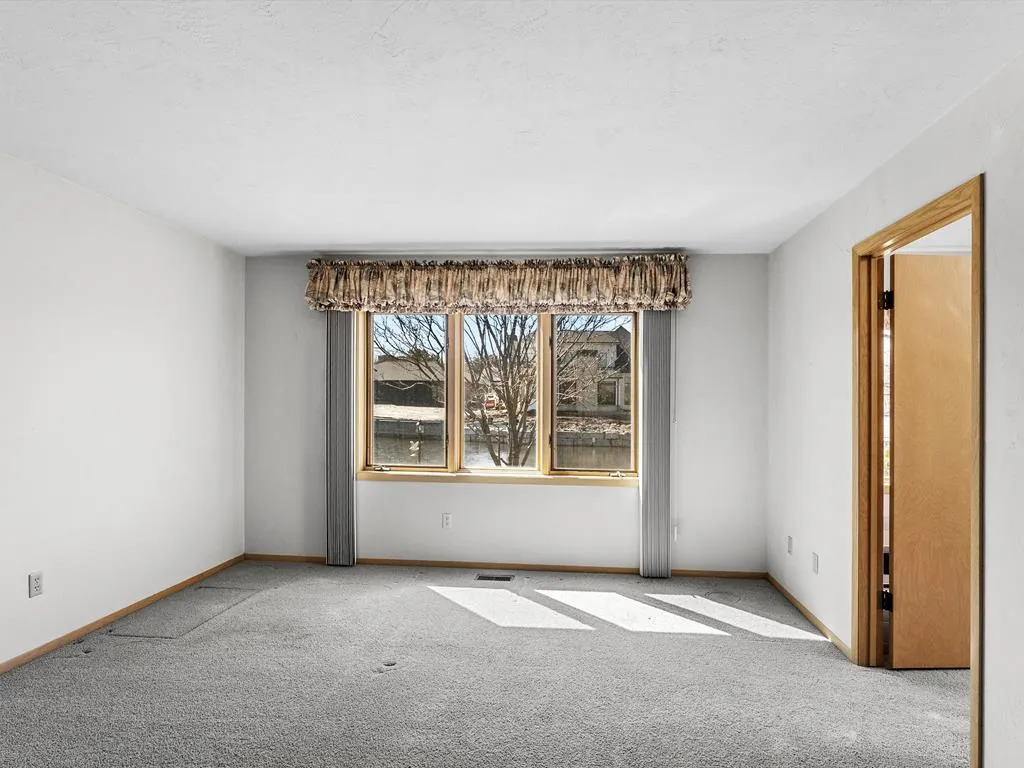 535 E Vine Ct, Sturgeon Bay, Wisconsin 54235, 3 Bedrooms Bedrooms, ,2 BathroomsBathrooms,Waterfront-Residential,For Sale,E Vine Ct,143755