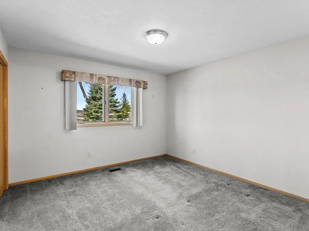 535 E Vine Ct, Sturgeon Bay, Wisconsin 54235, 3 Bedrooms Bedrooms, ,2 BathroomsBathrooms,Waterfront-Residential,For Sale,E Vine Ct,143755