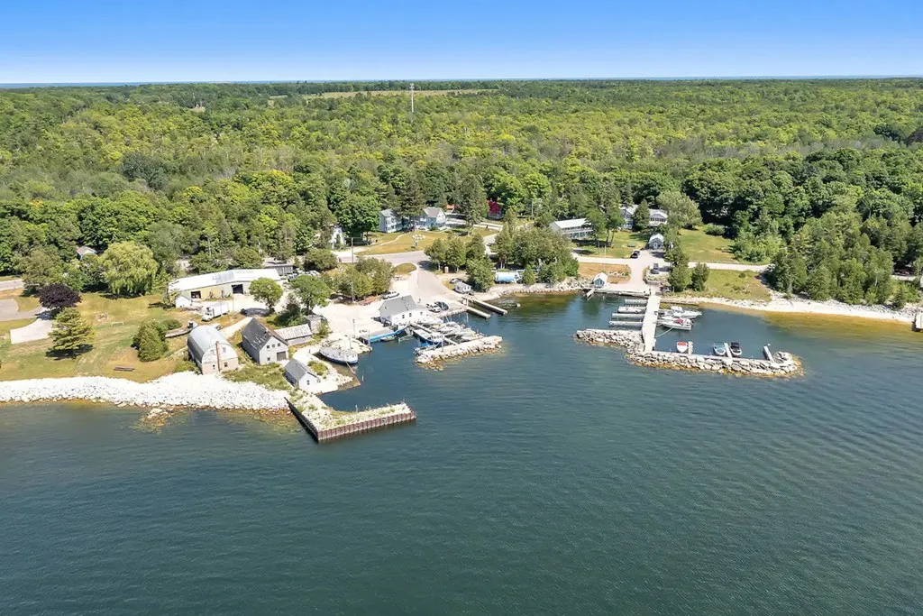 12647 Hwy 42, Ellison Bay Wi 54210, 5 Bedrooms Bedrooms, ,4 BathroomsBathrooms,Multi Family,For Sale,Hwy 42,143526