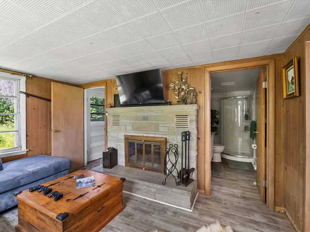 987 S Lake Michigan Dr, Sturgeon Bay, Wisconsin 54235, 2 Bedrooms Bedrooms, ,1 BathroomBathrooms,Waterfront-Residential,For Sale,S Lake Michigan Dr,144283