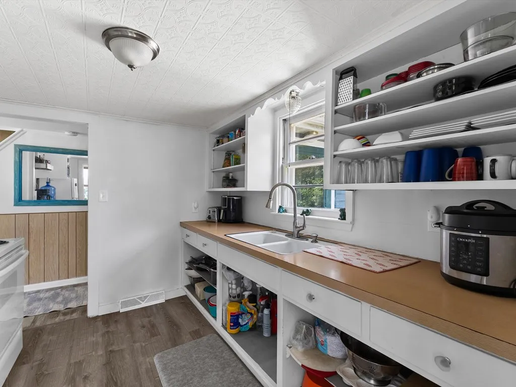 987 S Lake Michigan Dr, Sturgeon Bay, Wisconsin 54235, 2 Bedrooms Bedrooms, ,1 BathroomBathrooms,Waterfront-Residential,For Sale,S Lake Michigan Dr,144283