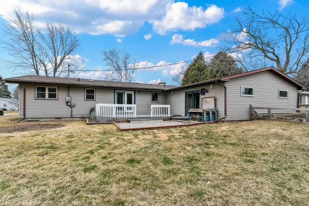 806 W Spruce Dr, Sturgeon Bay Wi 54235, 3 Bedrooms Bedrooms, ,2 BathroomsBathrooms,Inland-Residential,For Sale,W Spruce Dr,141473