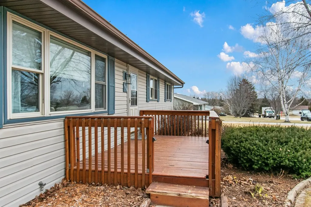806 W Spruce Dr, Sturgeon Bay Wi 54235, 3 Bedrooms Bedrooms, ,2 BathroomsBathrooms,Inland-Residential,For Sale,W Spruce Dr,141473