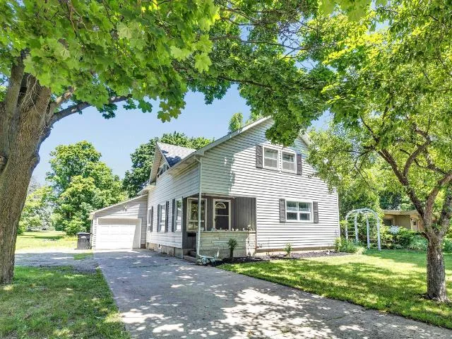 1112 Michigan St, Sturgeon Bay, Wisconsin 54235, 6 Bedrooms Bedrooms, ,2 BathroomsBathrooms,Inland-Residential,For Sale,Michigan St,144285