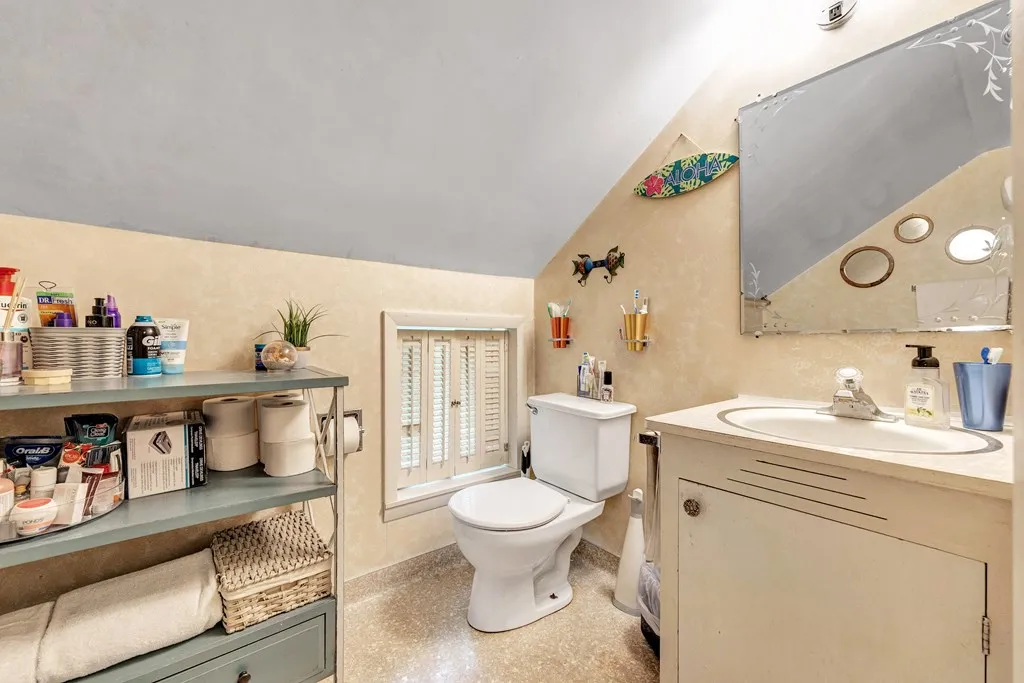 1112 Michigan St, Sturgeon Bay, Wisconsin 54235, 6 Bedrooms Bedrooms, ,2 BathroomsBathrooms,Inland-Residential,For Sale,Michigan St,144285