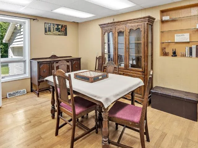 1112 Michigan St, Sturgeon Bay, Wisconsin 54235, 6 Bedrooms Bedrooms, ,2 BathroomsBathrooms,Inland-Residential,For Sale,Michigan St,144285