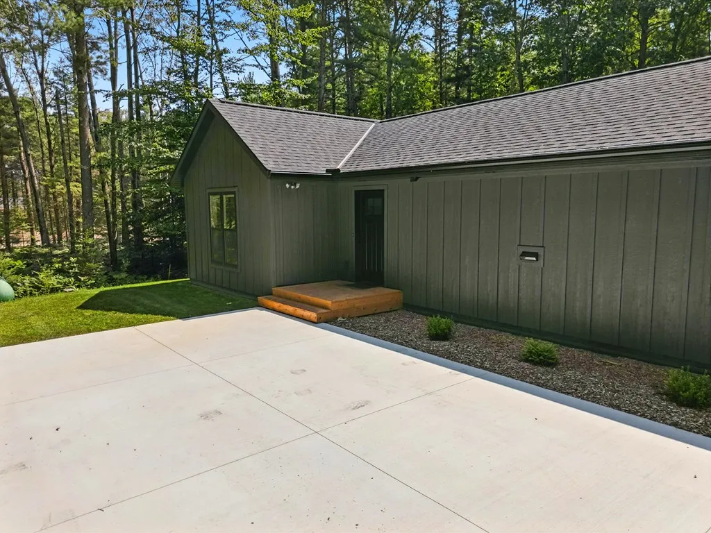 6280 Breezewood Ln, Sturgeon Bay, Wisconsin 54235, 3 Bedrooms Bedrooms, ,2 BathroomsBathrooms,Inland-Residential,For Sale,Breezewood Ln,144457