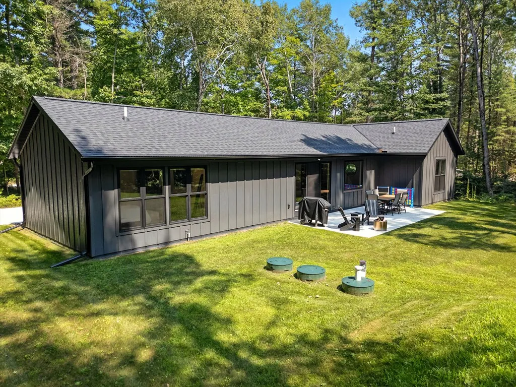 6280 Breezewood Ln, Sturgeon Bay, Wisconsin 54235, 3 Bedrooms Bedrooms, ,2 BathroomsBathrooms,Inland-Residential,For Sale,Breezewood Ln,144457