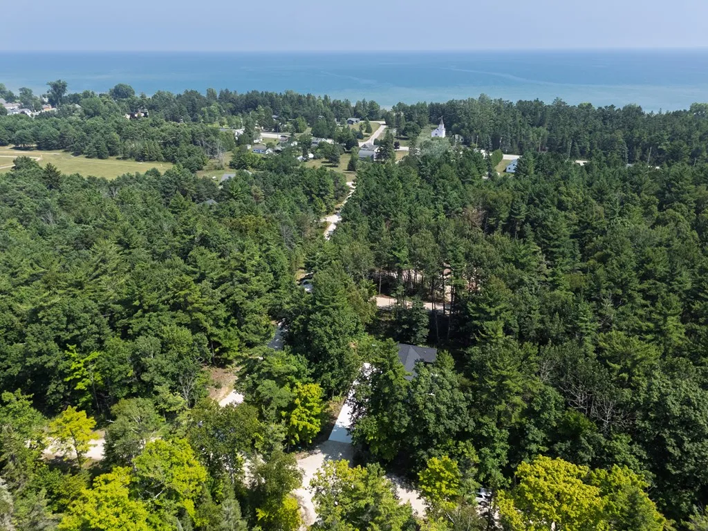 6280 Breezewood Ln, Sturgeon Bay, Wisconsin 54235, 3 Bedrooms Bedrooms, ,2 BathroomsBathrooms,Inland-Residential,For Sale,Breezewood Ln,144457
