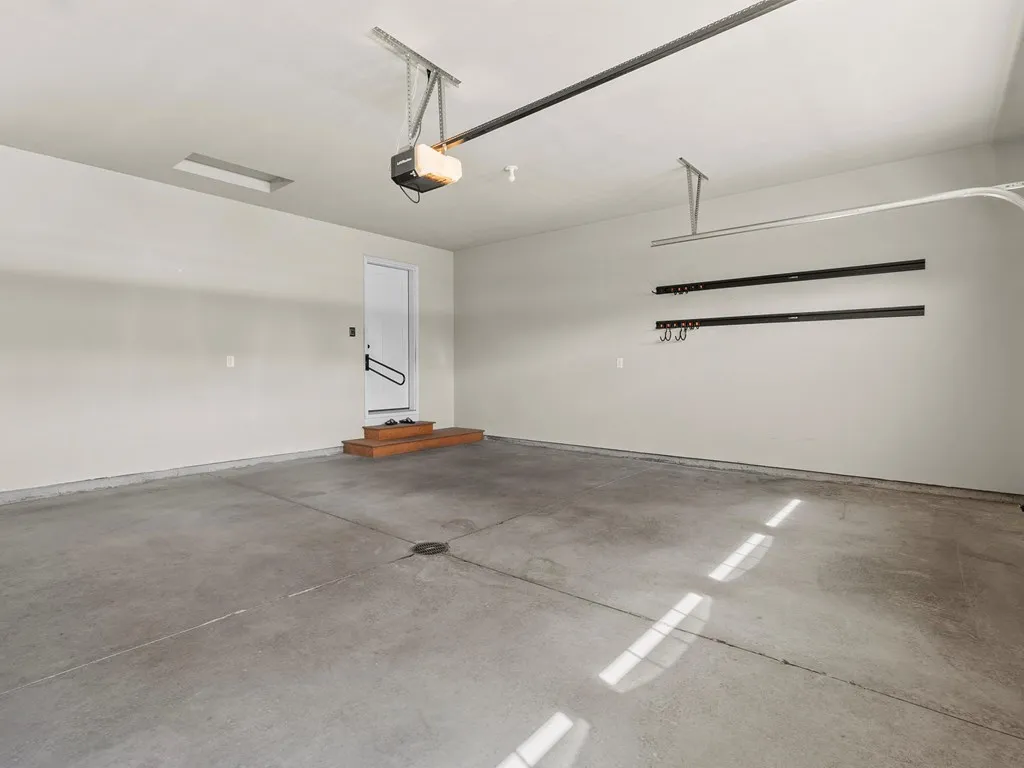 121 S Columbia Ave, Sturgeon Bay Wi 54235, 4 Bedrooms Bedrooms, ,3 BathroomsBathrooms,Inland-Residential,For Sale,S Columbia Ave,141896