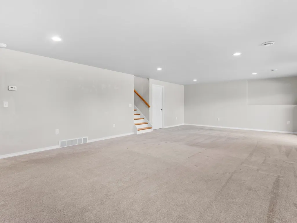 121 S Columbia Ave, Sturgeon Bay Wi 54235, 4 Bedrooms Bedrooms, ,3 BathroomsBathrooms,Inland-Residential,For Sale,S Columbia Ave,141896