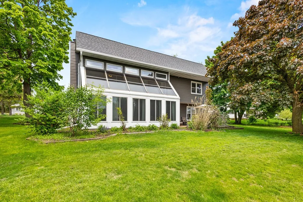 1829 Jefferson Dr, Sturgeon Bay, Wisconsin 54235, 3 Bedrooms Bedrooms, ,3 BathroomsBathrooms,Inland-Residential,For Sale,Jefferson Dr,144058
