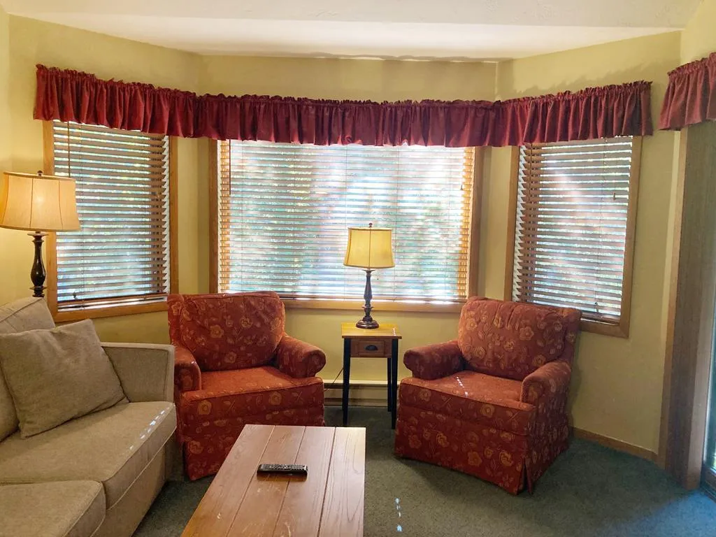 4908 Landmark Cir # 1310, Egg Harbor Wi 54209, 2 Bedrooms Bedrooms, ,1 BathroomBathrooms,Condominium,For Sale,Landmark Cir,143350