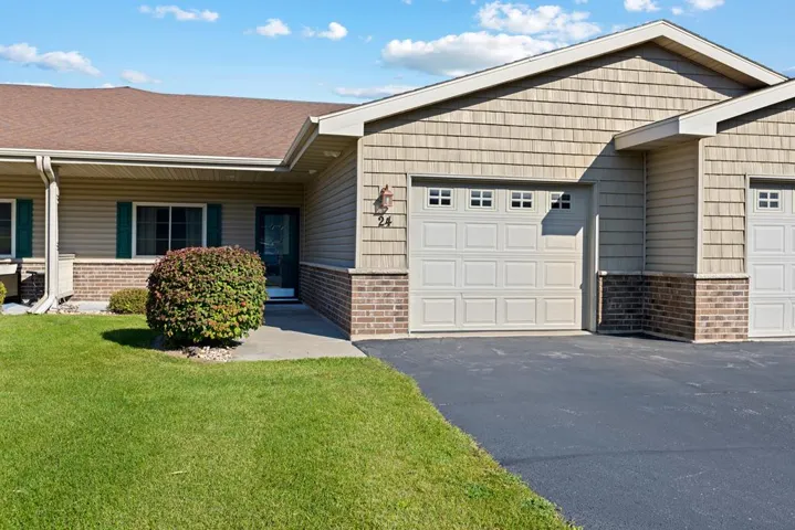 542 Tacoma Beach Rd # 24, Sturgeon Bay, Wisconsin 54235, 2 Bedrooms Bedrooms, ,2 BathroomsBathrooms,Condominium,For Sale,Tacoma Beach Rd,144550